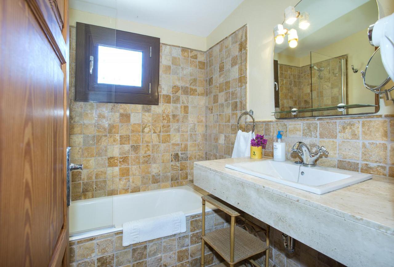 Owl Booking Villa Pau - Fantastic Views Польенса Экстерьер фото